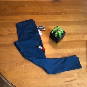 NWT Yogaliscous ankle tights with mesh size M